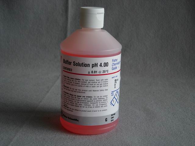 Colored (Red) pH Buffer - pH 4