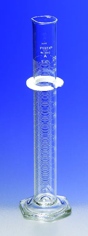 Pyrex  Single Metric Scale, Class A Graduated Cyliner, 1000 mL
